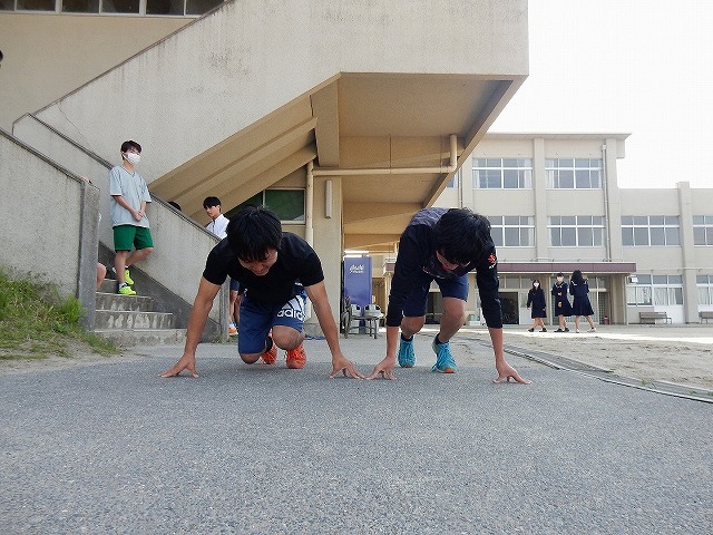 陸上競技部